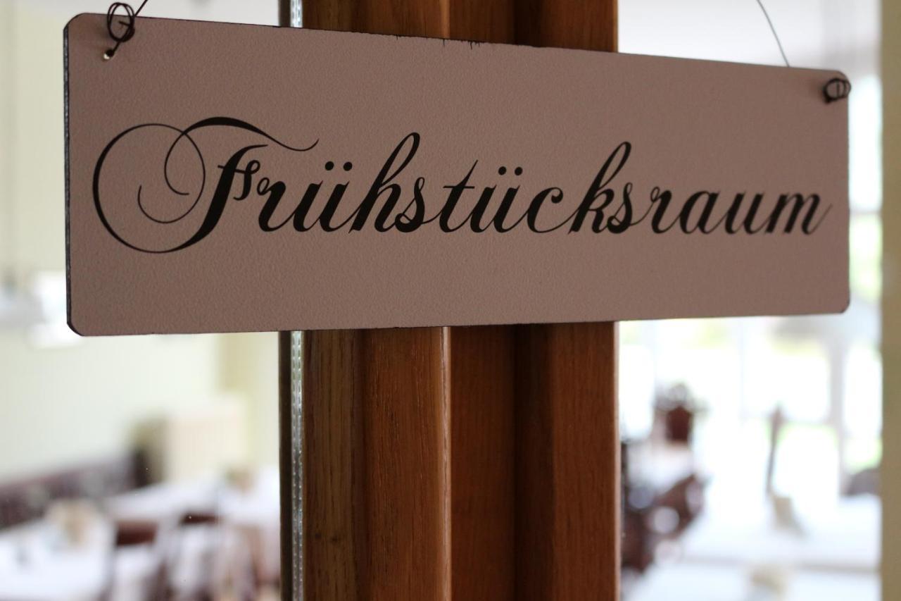 Gaestehaus Kirschgarten โบเดนไฮม์ ภายนอก รูปภาพ